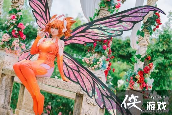 COSPLAY图赏：樱花妹COS尼尔2B小姐姐 特效场景完美还原